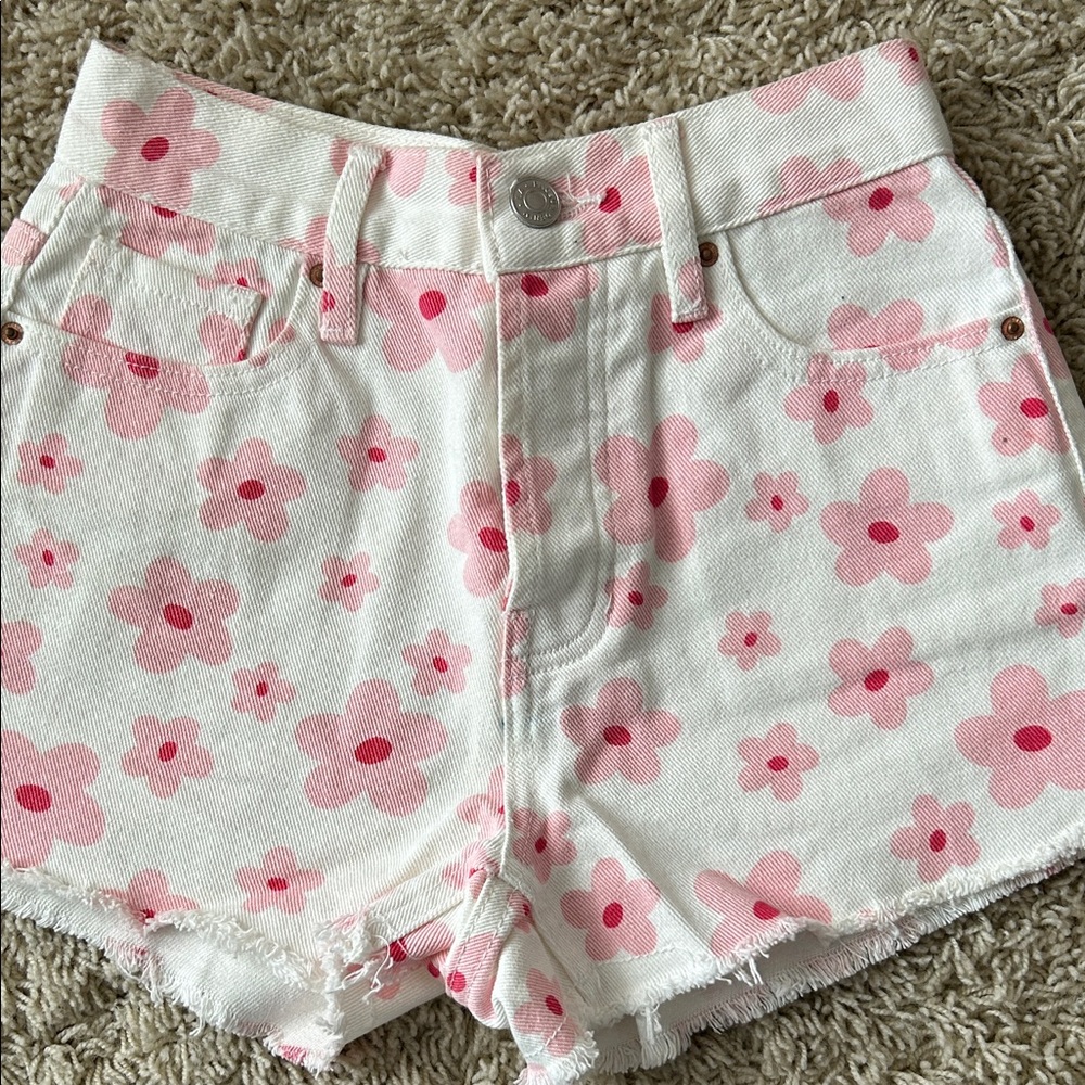 Pacsun White Floral Print Denim Shorts - Vintage High Rise Size 22 waist